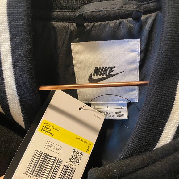 Nike Authentics Leather Varsity Jacket - Picture 4 of 13